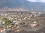 068.Châtaignier -Verdan dans le fond Charrat, avril 2004
